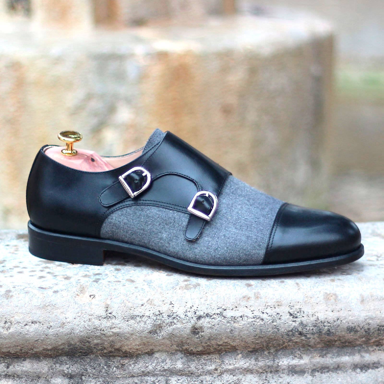 Sandalias casuales de malla voladora para hombre de gran tamaño color negro zapatos para vadear al aire libre Sandalias casuales de malla voladora para hombre de gran tamaño color negro zapatos para vadear al aire libre